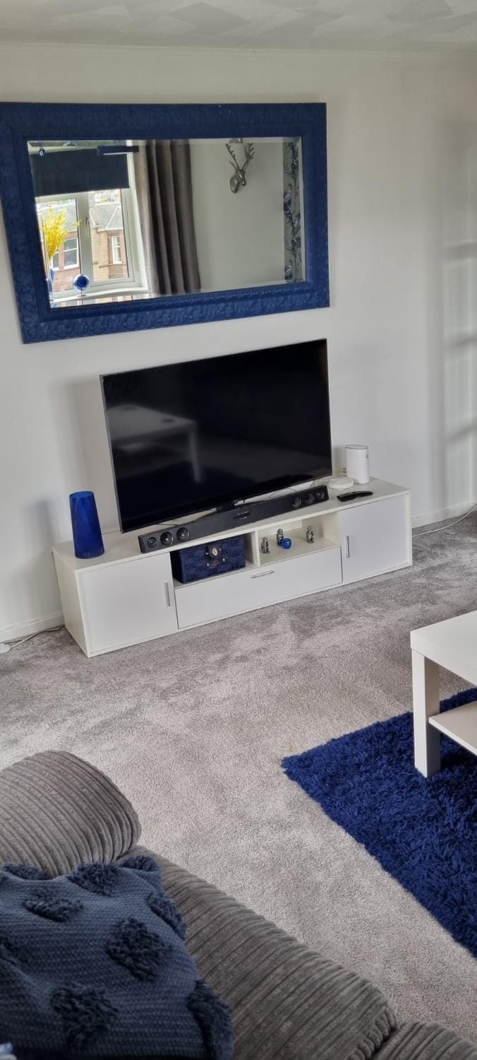 Property building, Living room, Evening entertainment