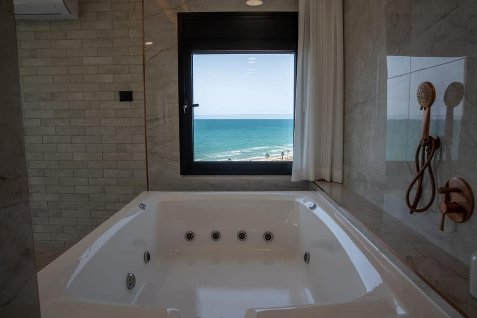סוויטה יוקרה - diamond Apartment in Haifa