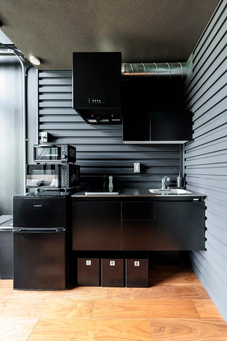 Kitchen or kitchenette, stove