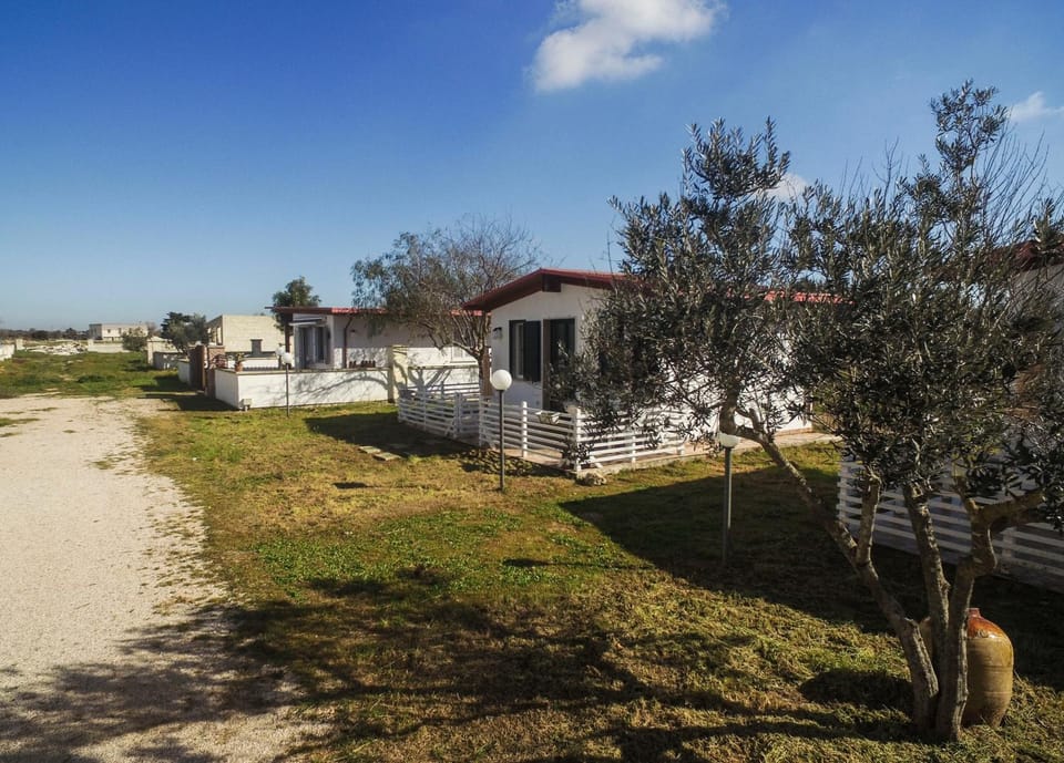 Property building, Day, Natural landscape