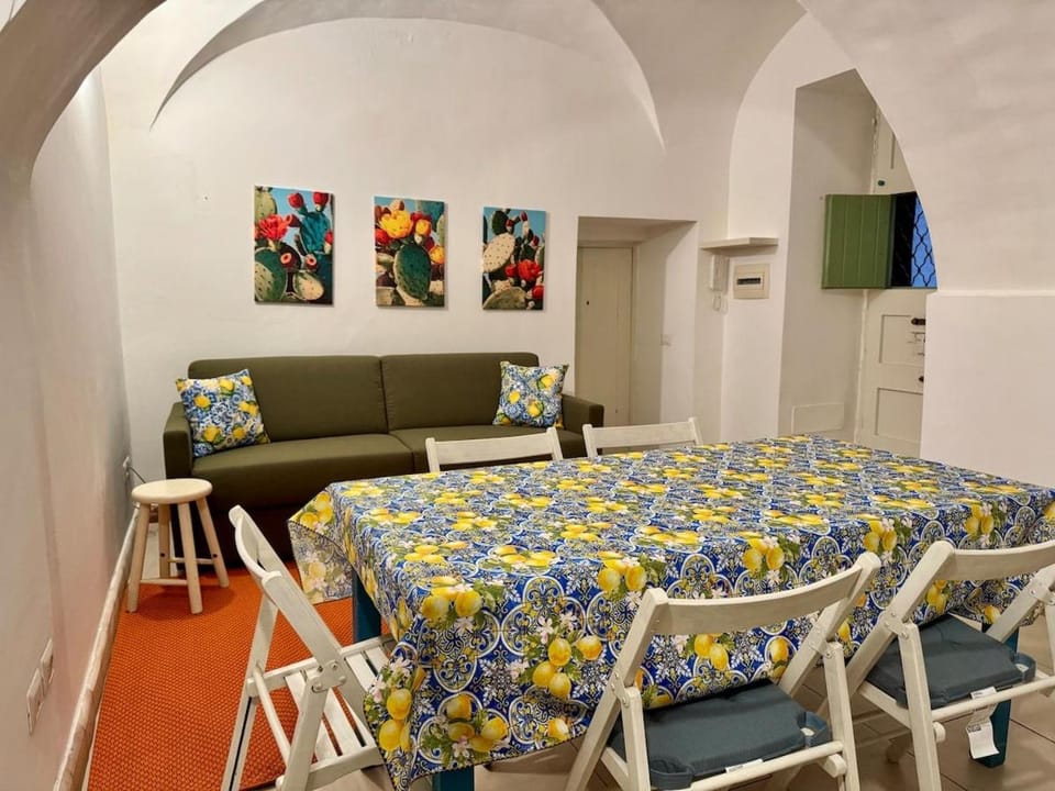 Egregia Casetta Apartment in Catania