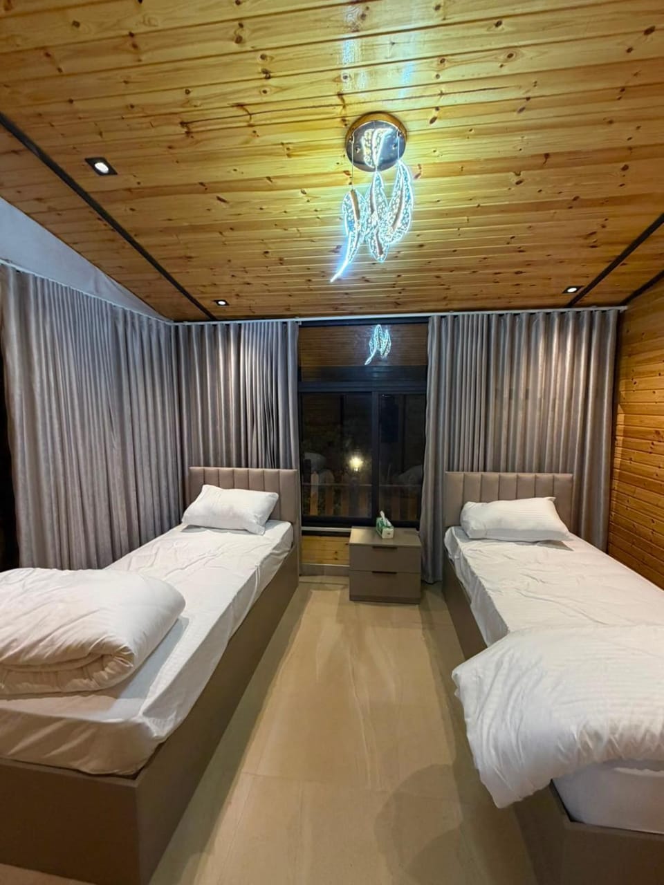 اكواخ جوهرة عجلون Campground/ 
RV Resort in Africa