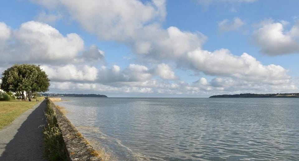 Nearby landmark, Sea view