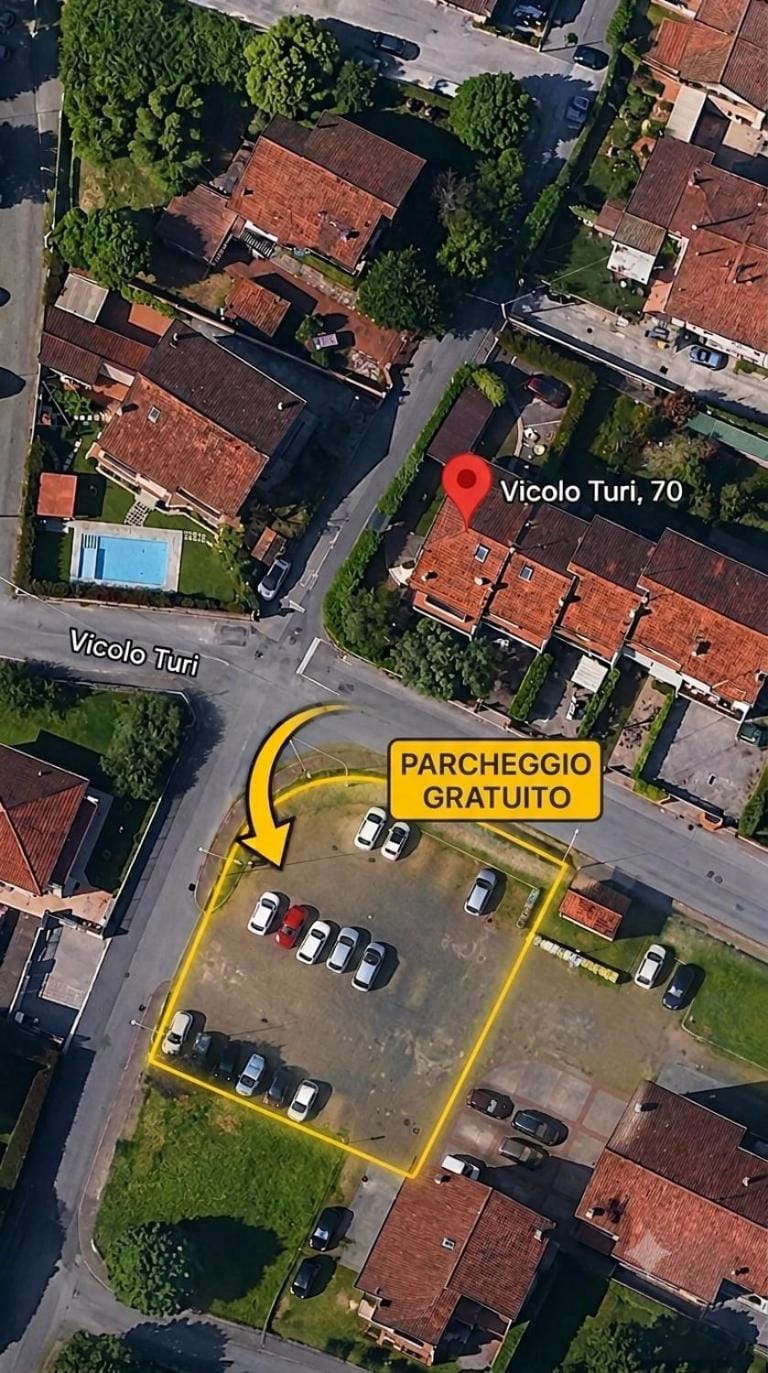 Neighbourhood, Bird's eye view, Parking