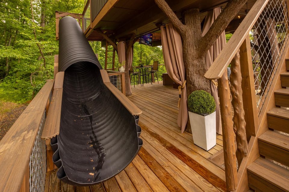 Sanctuary Treehouse Resort Chalet in Sevierville