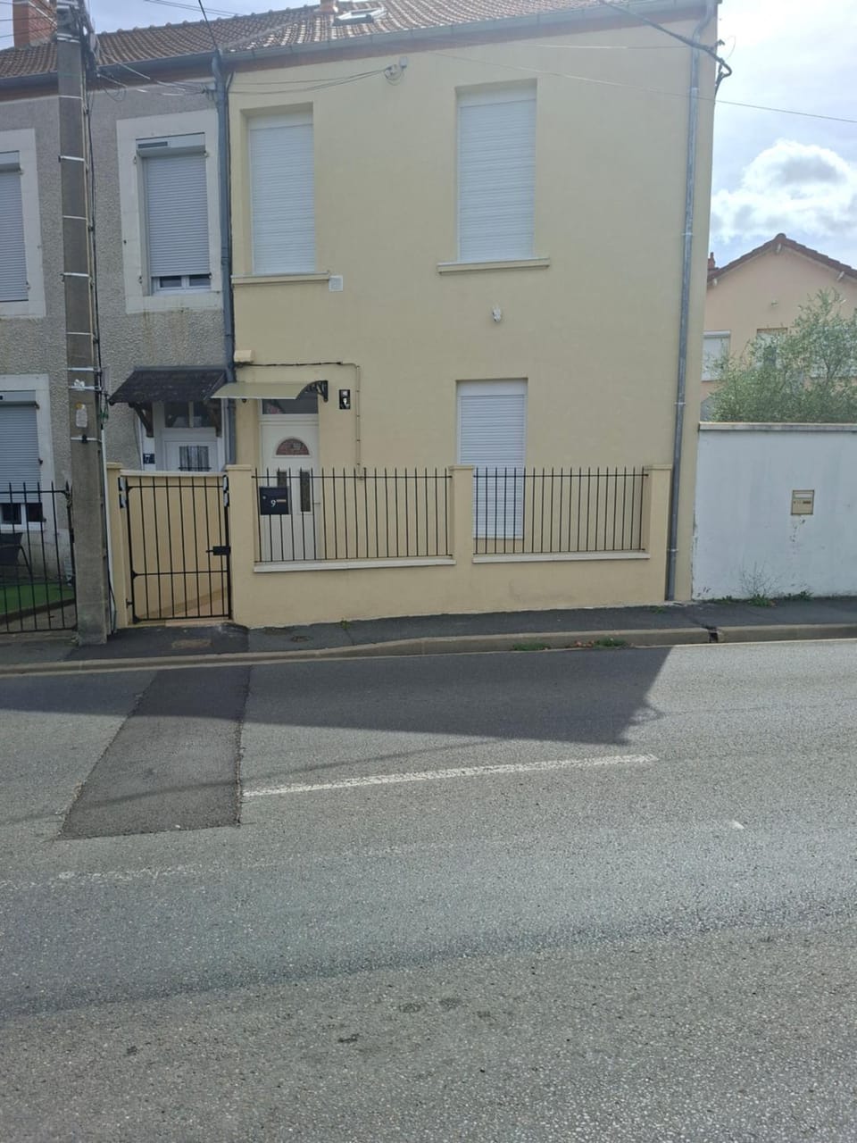 Apartament 1 Bed and Breakfast in Montluçon