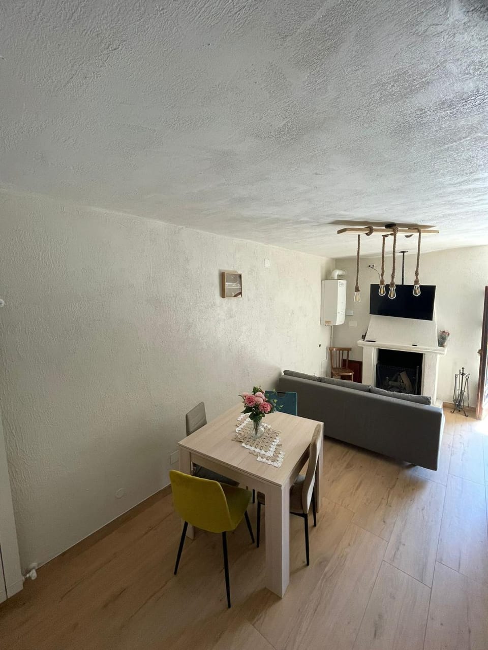 TV and multimedia, Kitchen or kitchenette, Living room, Seating area, Dining area, minibar