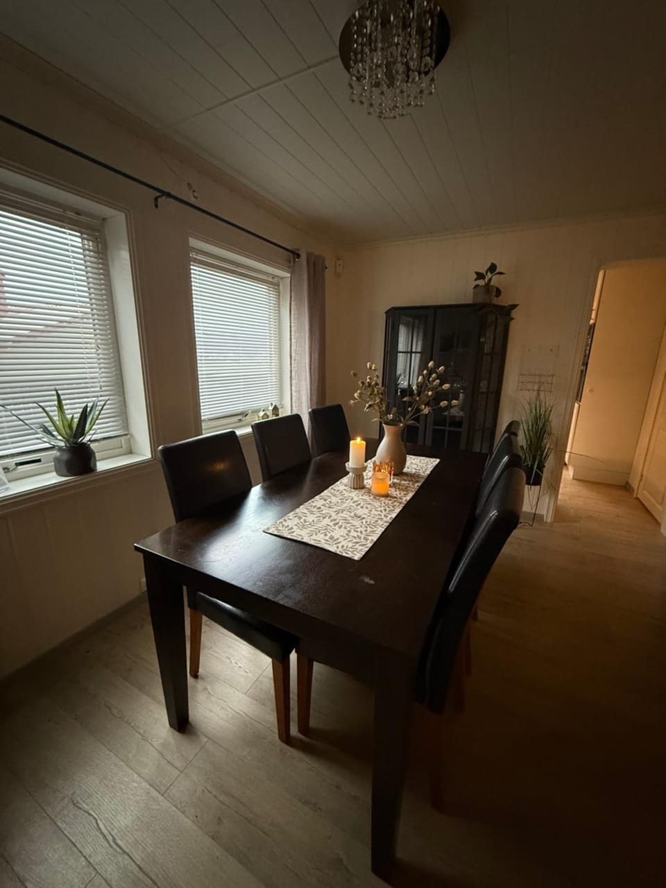 Fjord and mountain view Central location and free parking Apartment in Tromso