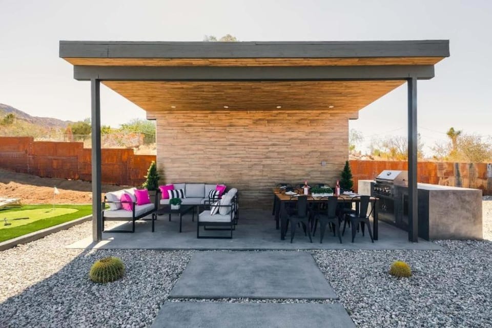 JT LUXE Compound - Pool Spa Lit Pickle Sauna Dome House in Joshua Tree
