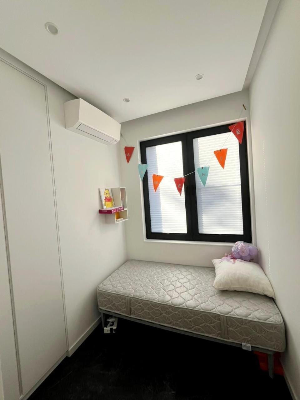 Luxe Ultra Modern 2 Bedroom with Balcony In The Middle of City Center, By Malibu Park And Cascade Apartment in Yerevan