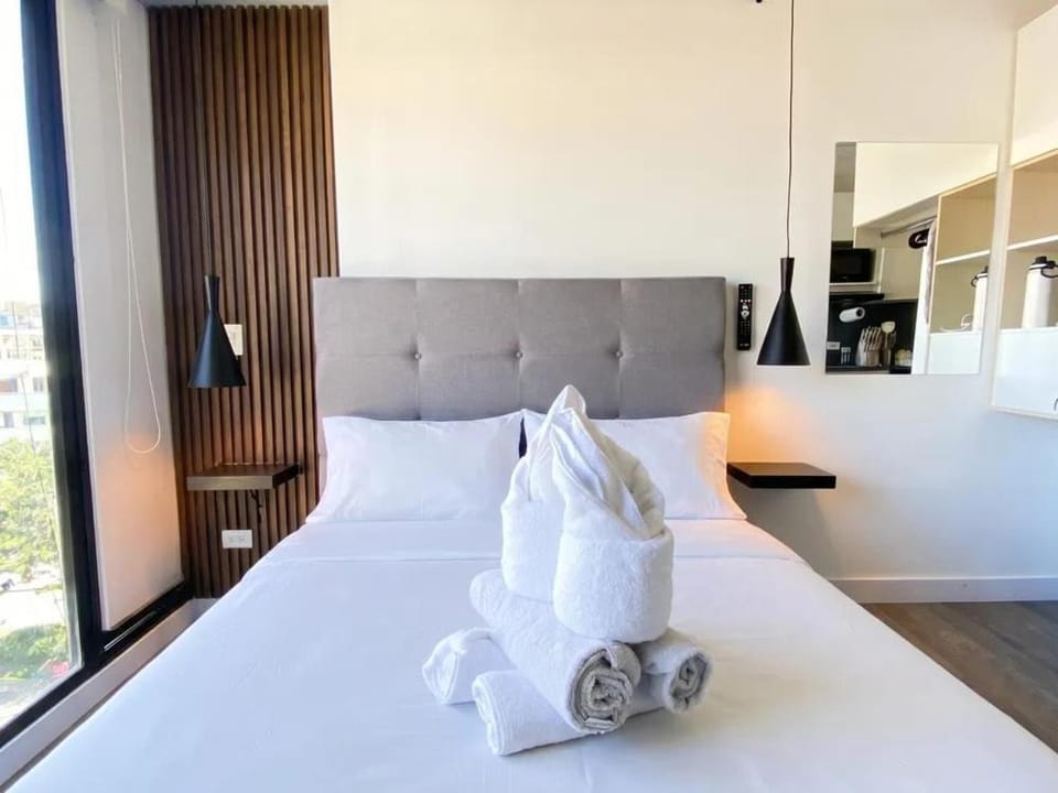 Loft in Chicó WTC 97 with 11, Fast WiFi, parking Apartment in Bogota