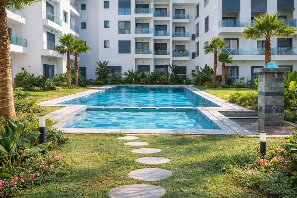 Modern Oasis 5 Min to Airport Apartment in Casablanca-Settat