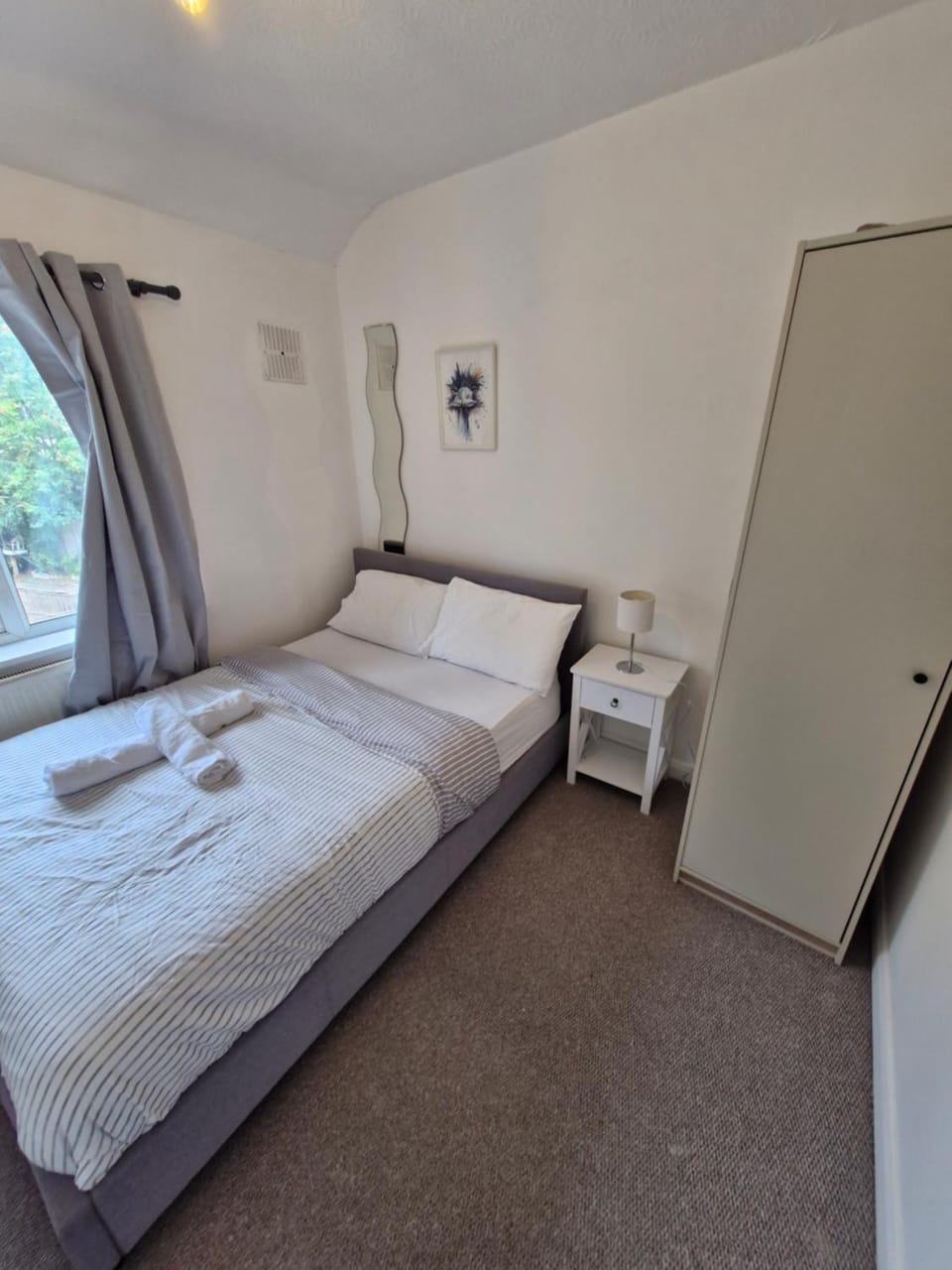 Cosy 3 bedroom house close to city and shops House in Coventry