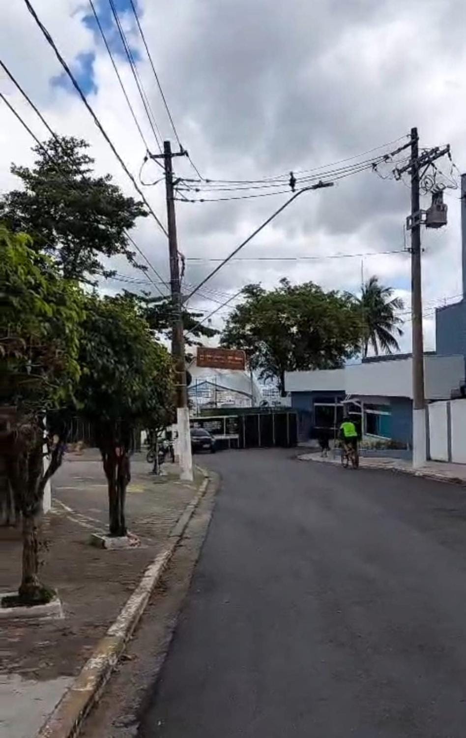 Garden Ilha Porchat Apartment in Santos