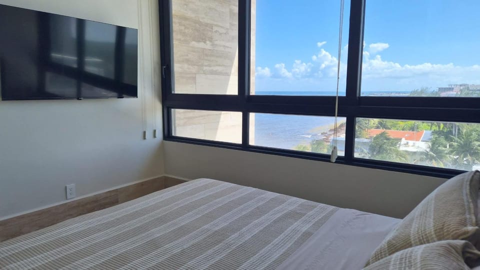 Luxury oceanfront apartment in Puerto Morelos Apartment in Puerto Morelos