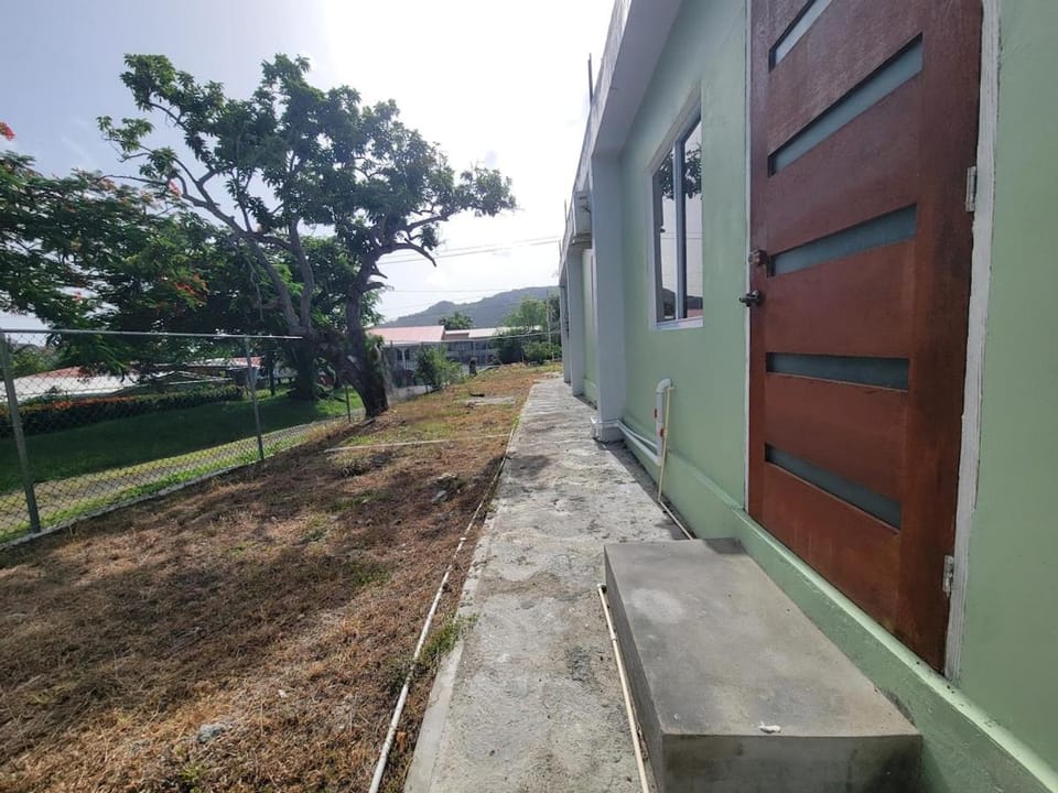 New Listing-Bungalow Verde 1 Bedroom Apartment in Caribbean