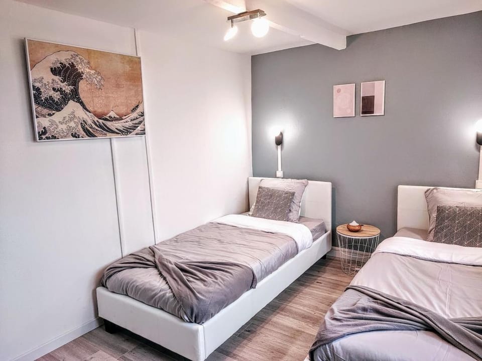 Japandi 4 chambres Wifi proche parc Barbieux House in Hauts-de-France