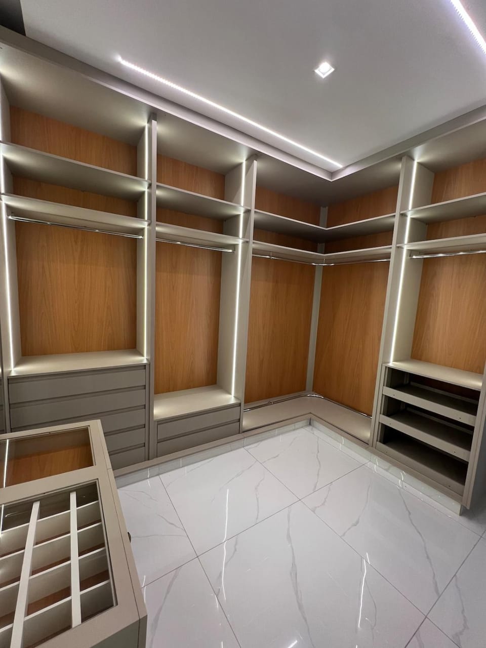 Casa Alto Padrão, Suíte, Closet e Cozinha Gourmet House in State of Goiás