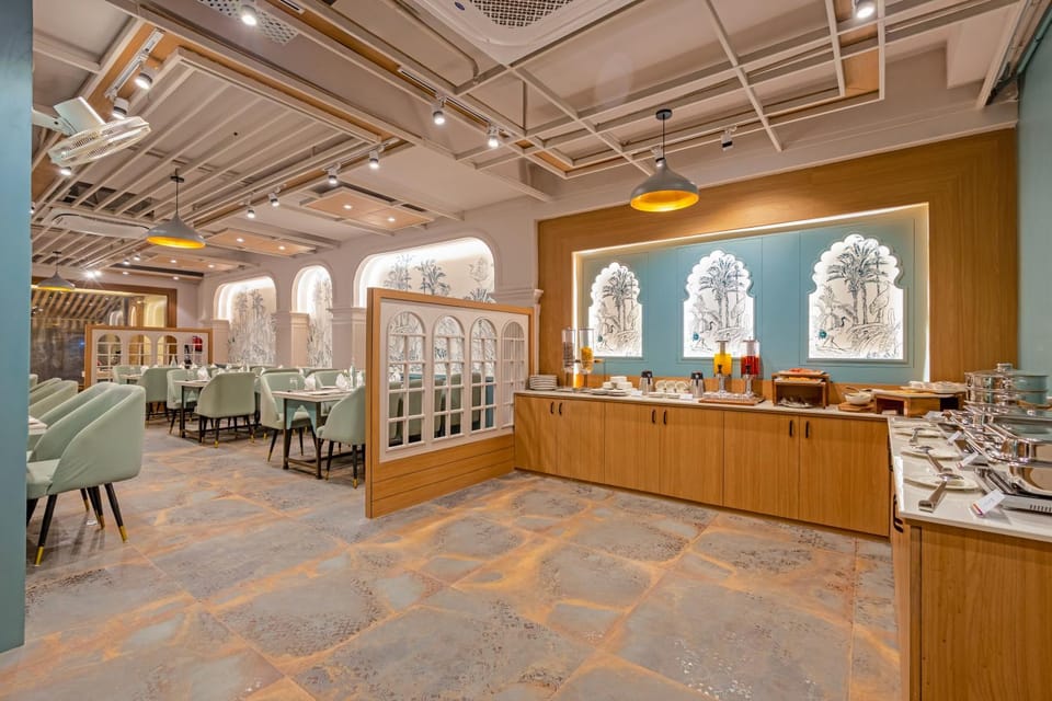 Restaurant/places to eat, Food and drinks