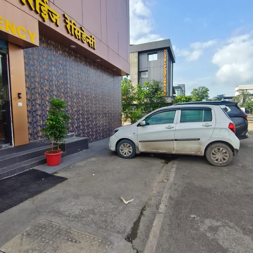 Day, Parking