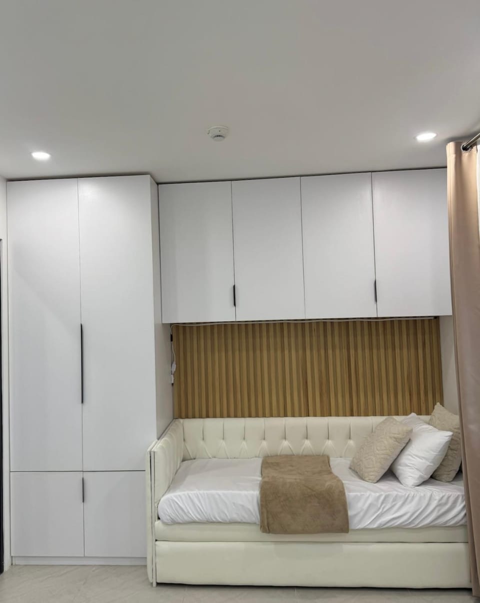 Bed, Bedroom, wardrobe