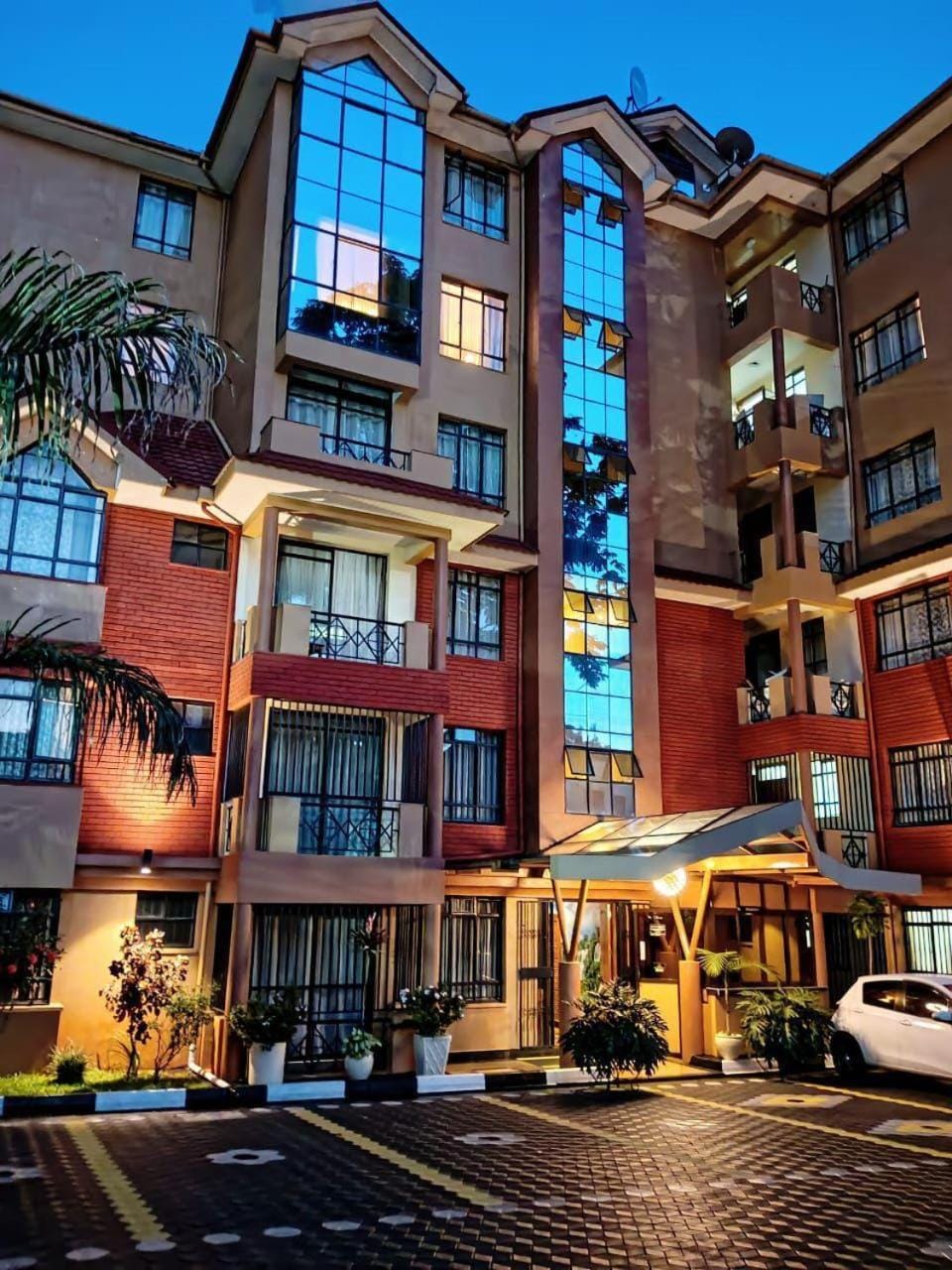 Lofty School Lane Heights Apartment in Nairobi County