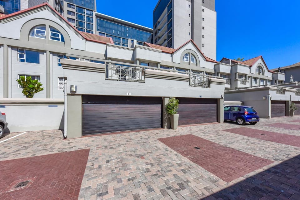 Embassy Gardens Apartment in Sandton