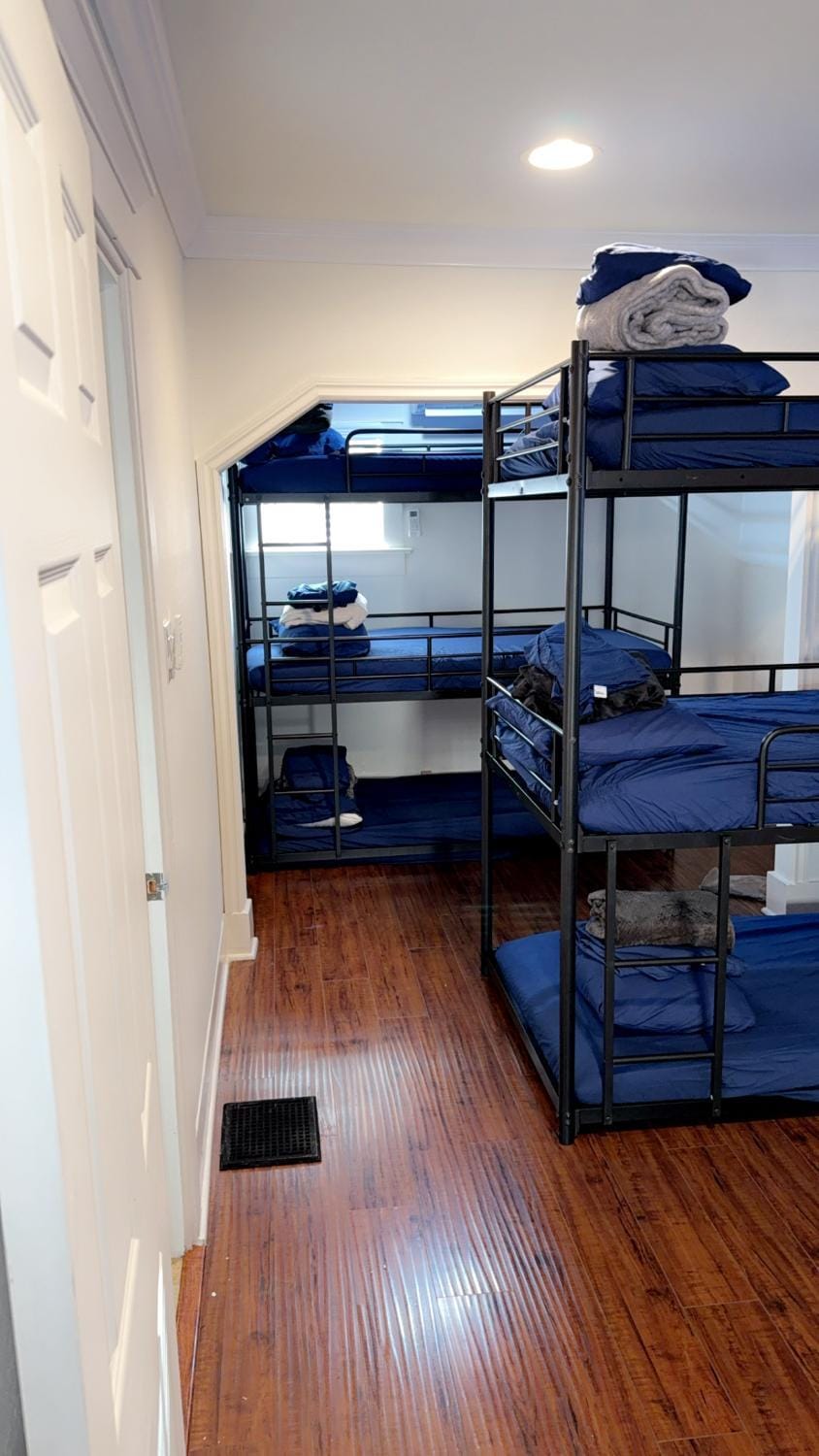 REST & RISE La Hostel in San Fernando Valley