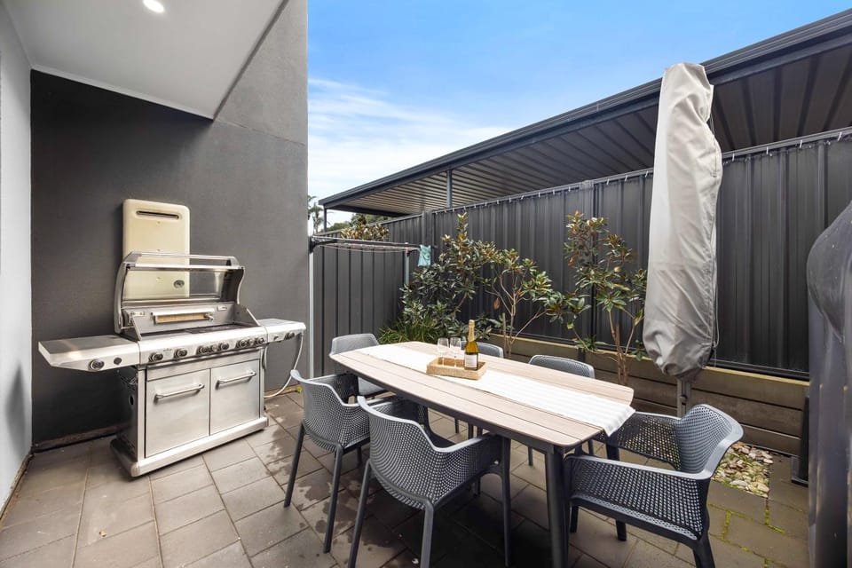 BBQ facilities, Balcony/Terrace