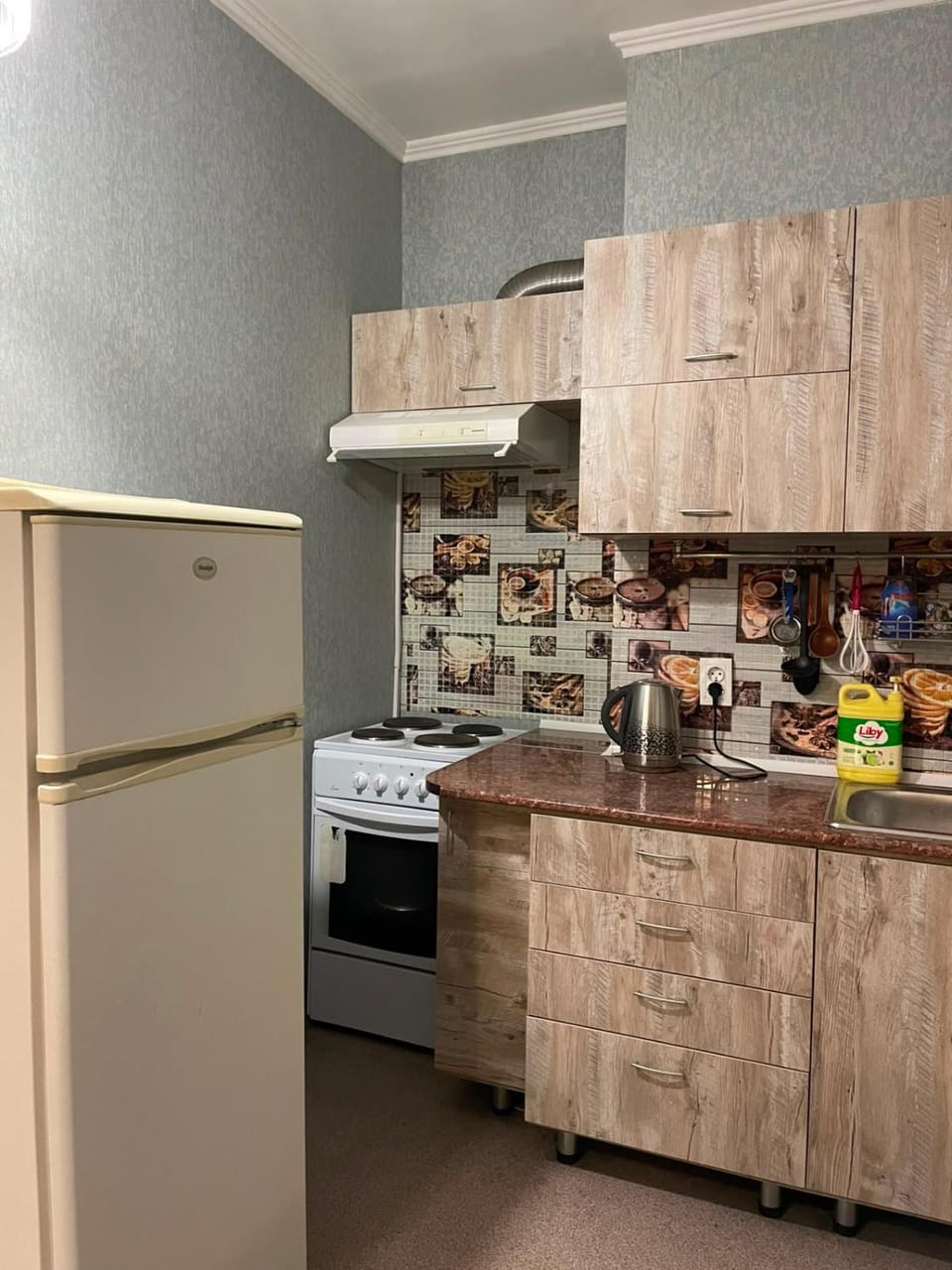 Kitchen or kitchenette, stove