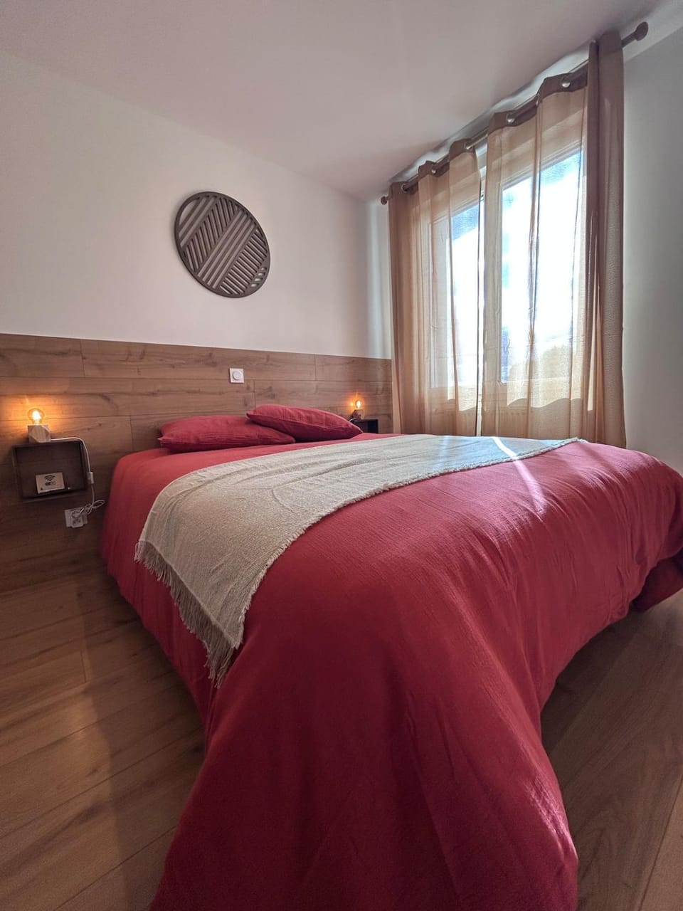 Chambre lumineuse et moderne Capsule hotel in Normandy