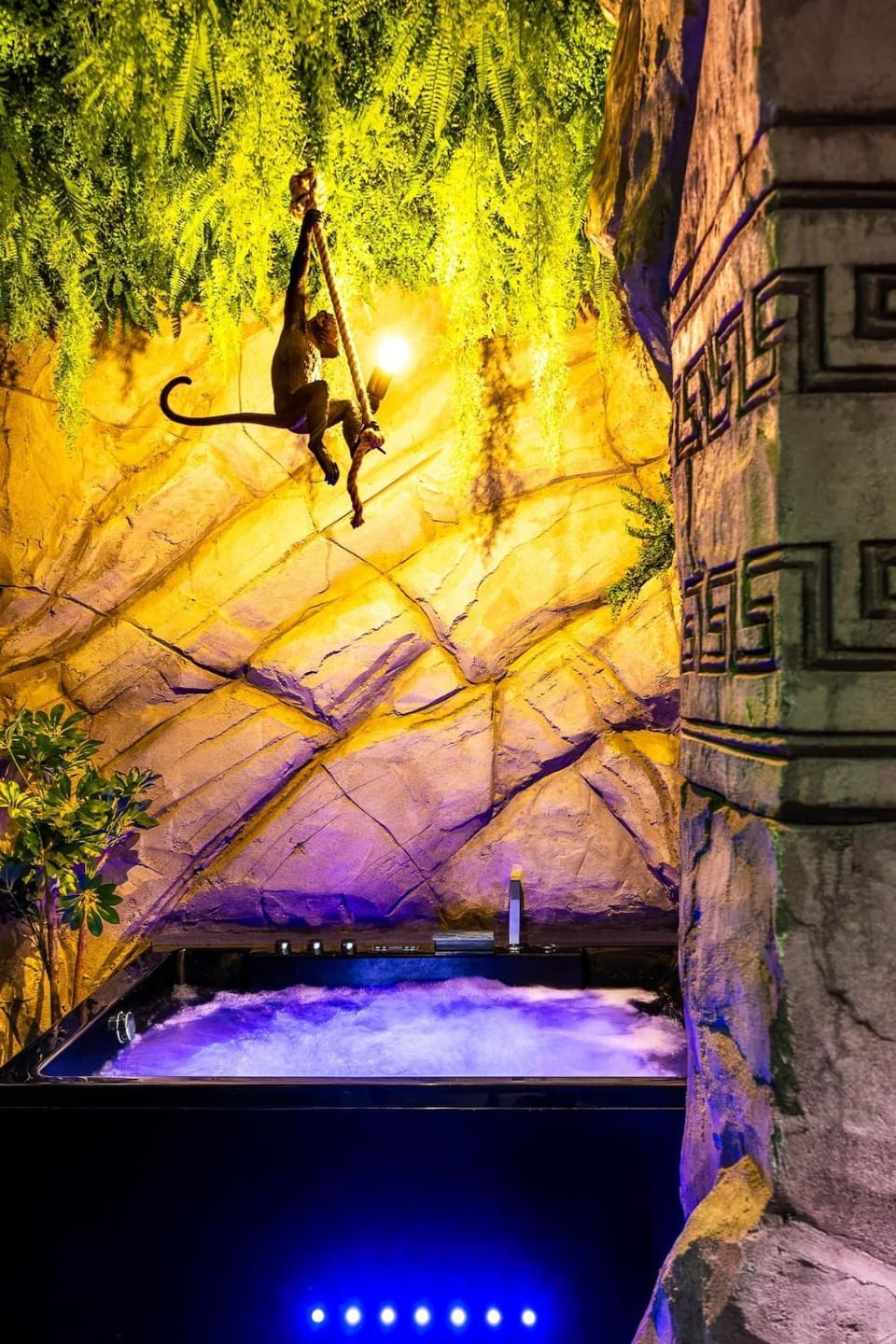 Hot Tub, Spa and wellness centre/facilities
