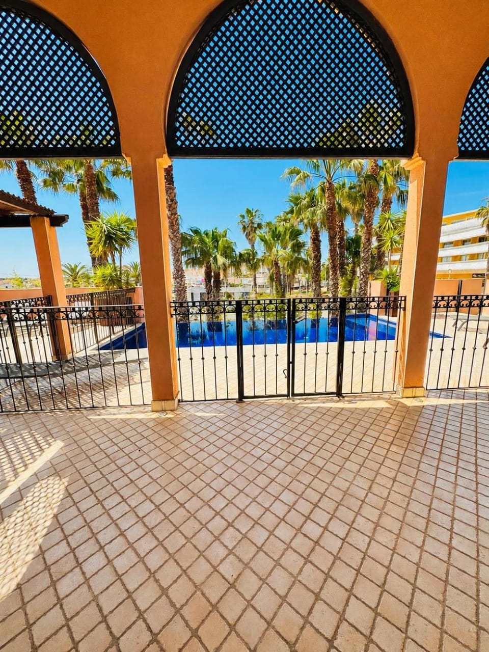 Riad 9 - Chambre Ébène Riad in Agde