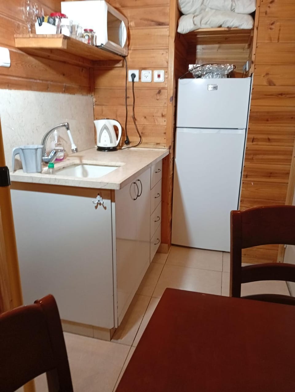 Kitchen or kitchenette
