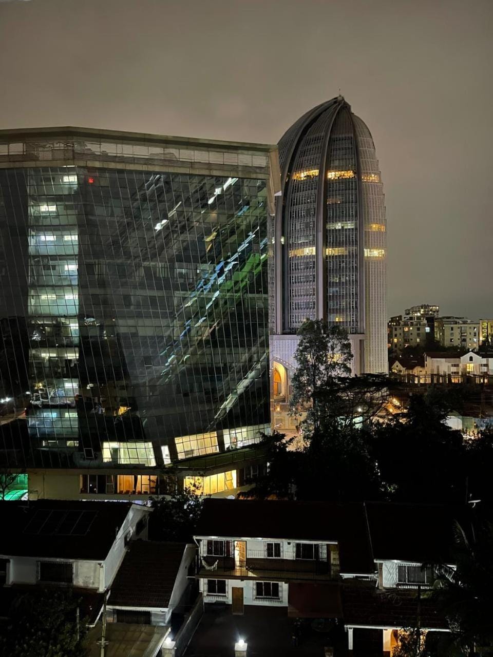 Stylish Haven Studio - Yaya with Skyline Views and Gym Apartment in Nairobi County