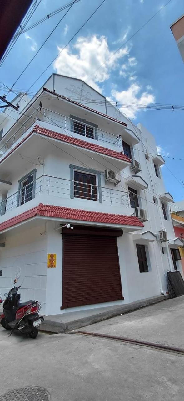 Valentin villa Villa in Puducherry