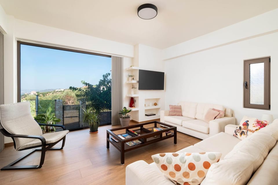 Living room, Seating area, Mountain view, Sea view, internet, air conditioner