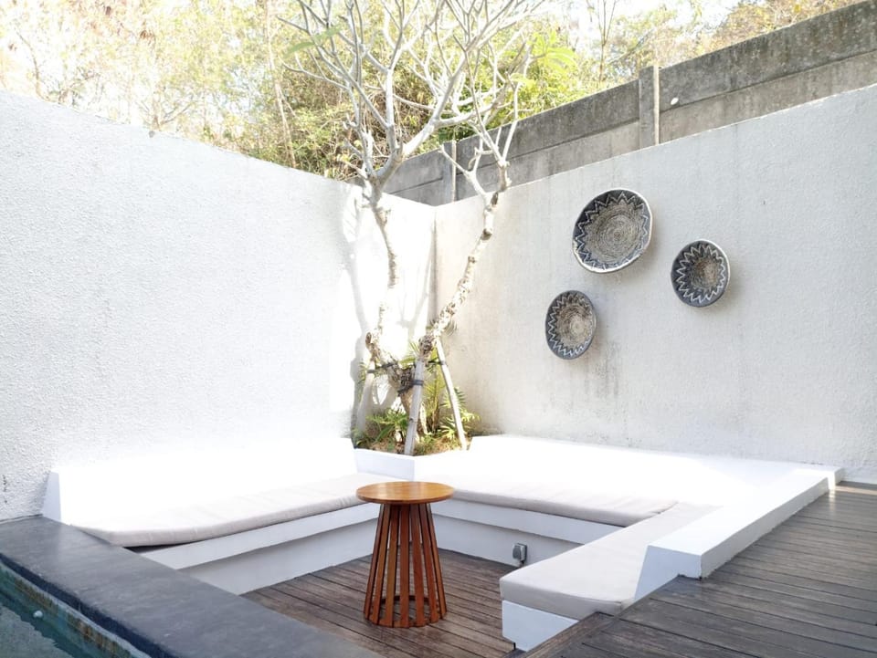 Balcony/Terrace, Swimming pool