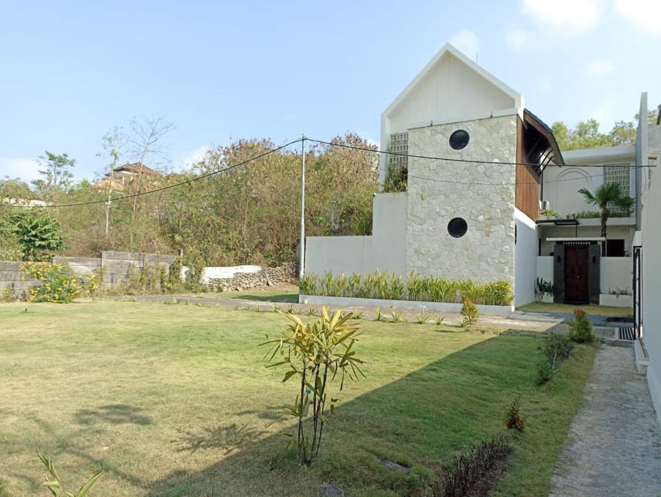 Property building, Garden