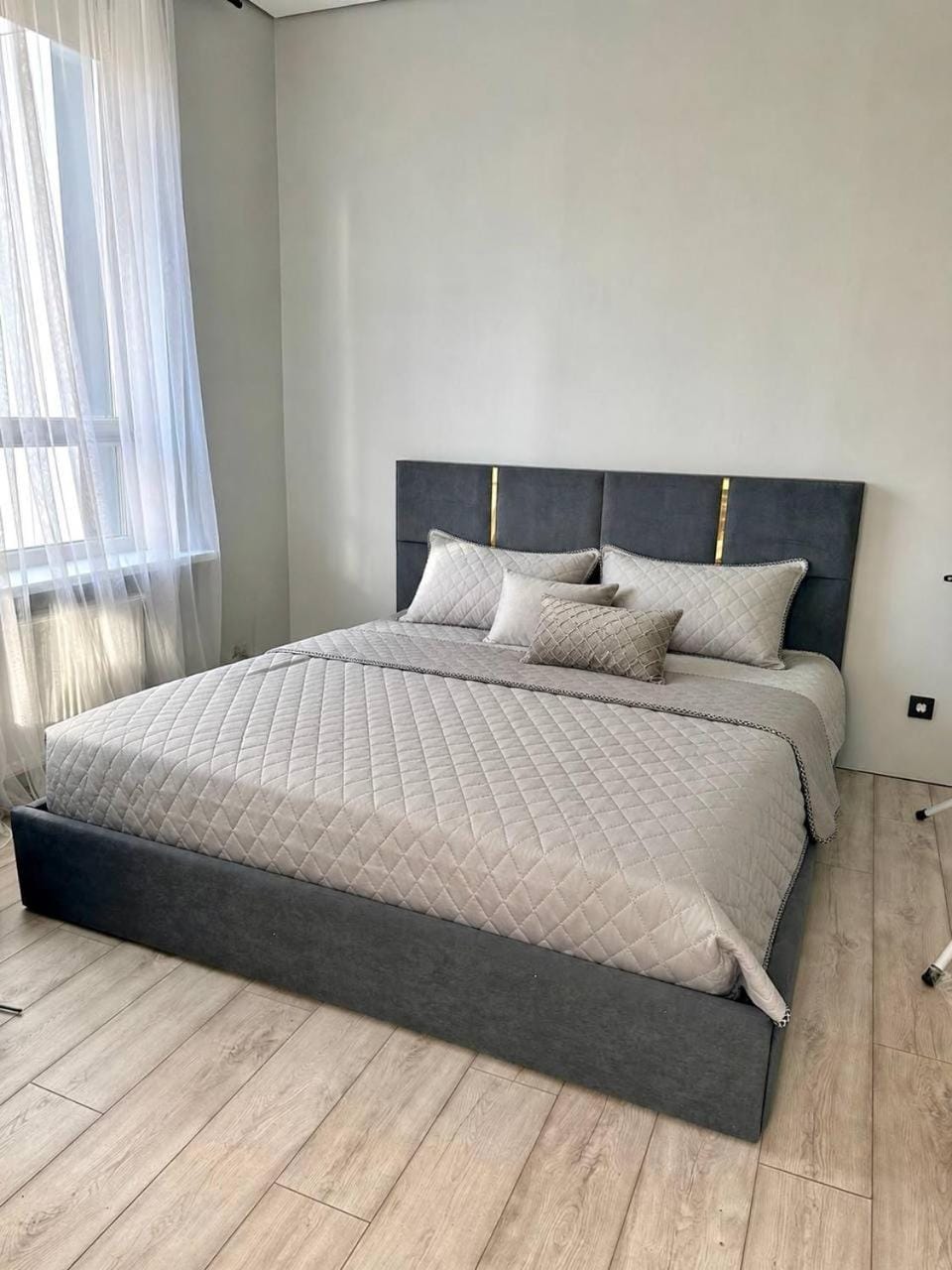 Современный большой апартамент в золотом квадрате Apartment in Kazakhstan