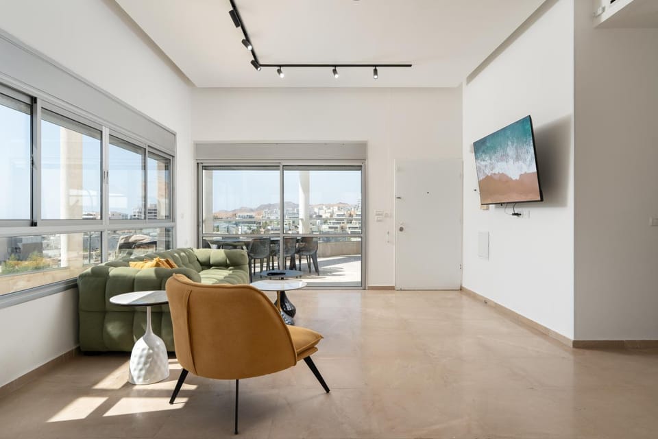 Sunlight Penthouse&Private Pool Eilat Apartment in Eilat