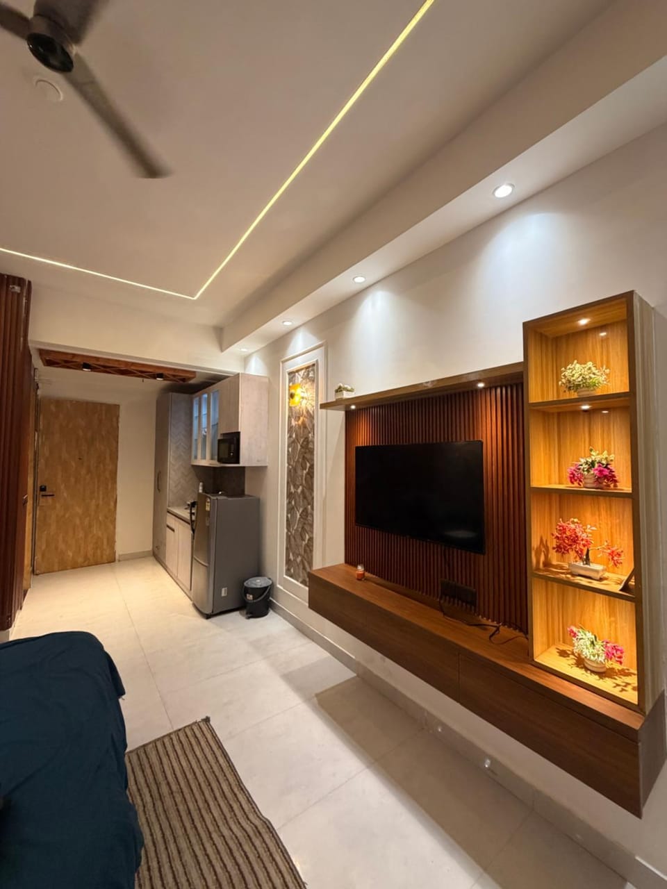 omstays Gr noida and noida Apartment in Noida