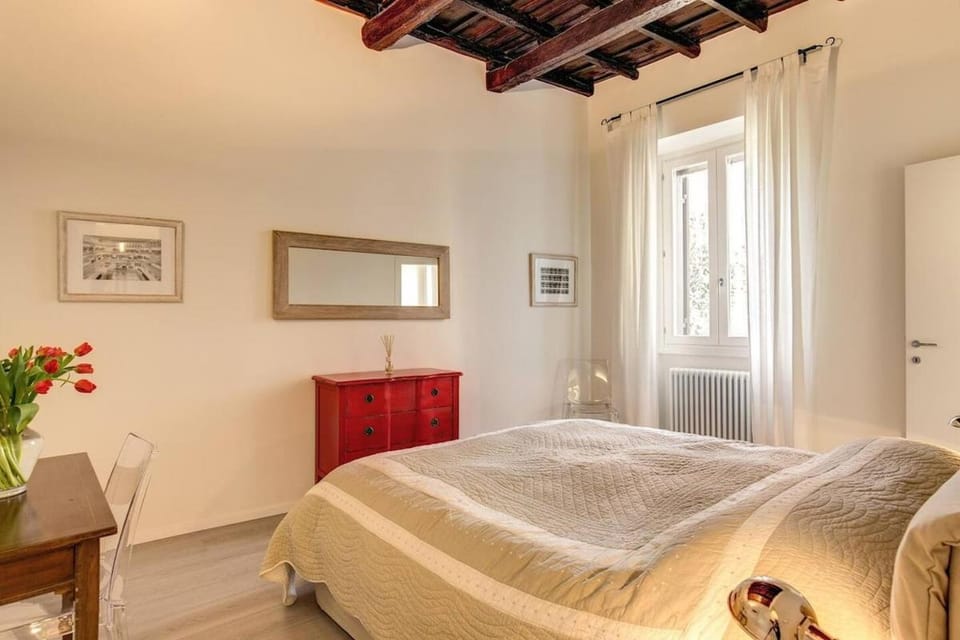 NEW Trastevere Bright Apartment Apartment in Rome