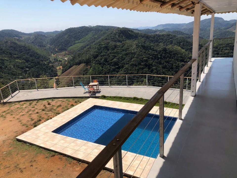 Sítio Reserva Azul Vista Panorâmica & Piscina House in State of Espírito Santo, Brazil