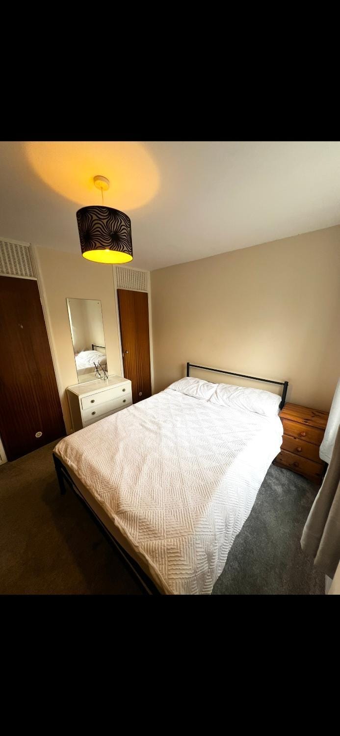 Comfortable 1 Bedroom Flat Apartment in Wolverhampton
