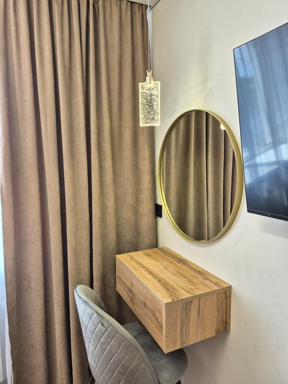 Затишна новобудова в центрі міста Apartment in Ukraine