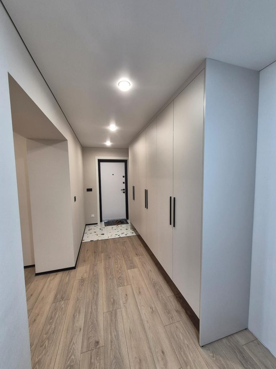 Затишна новобудова в центрі міста Apartment in Ukraine