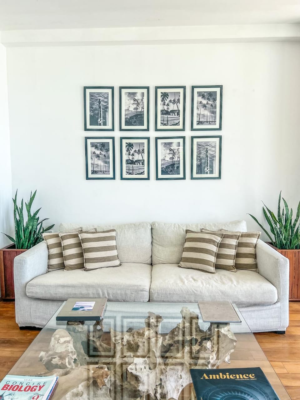Lounge or bar, Seating area