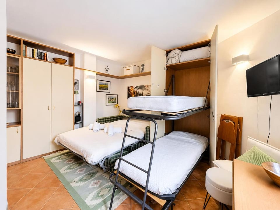 Hostdomus - Olive Apartment Apartment in Piedmont