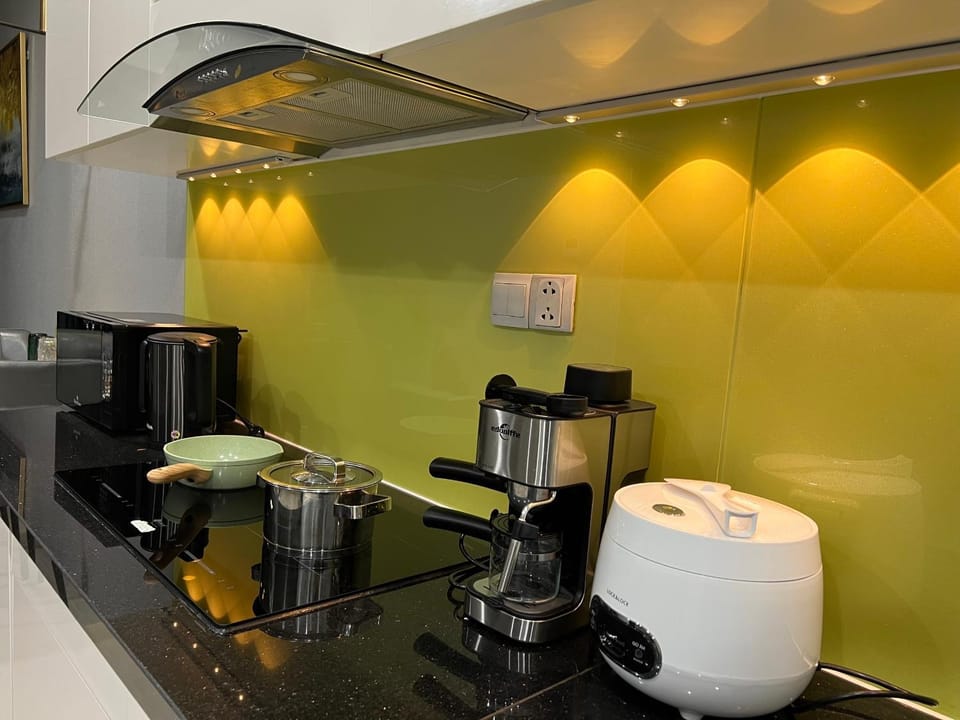 Coffee/tea facilities, Kitchen or kitchenette, minibar